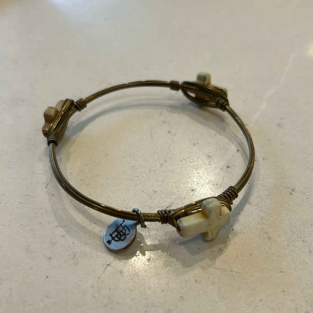 Bourbon and Bowetie bracelet